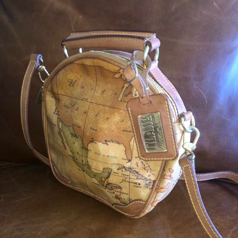 Alviero Martini 1a Classe Circle Bag